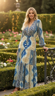 Robe en soie bleu aurore