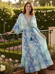 Robe en soie à aura dorée