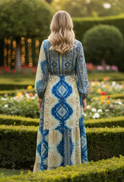 Robe en soie bleu aurore