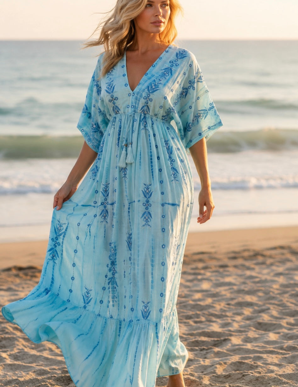 Robe longue brodée couleur écume de mer