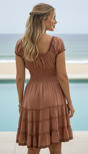 Robe bohème courte et sereine