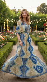 Himmlisches Blütenblaues Seidenkleid