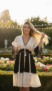 Robe courte Chantilly Whisper