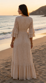 Robe en dentelle vaporeuse
