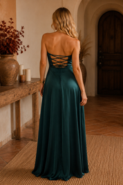 Elegantes Partykleid aus Satin