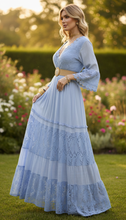Reine böhmische Spitze in Blau